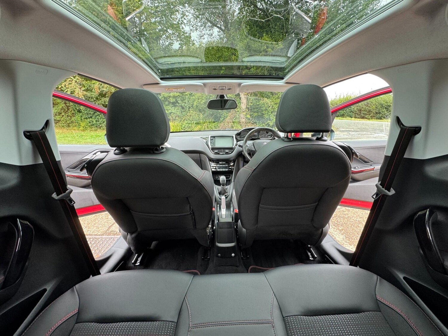 Used Peugeot 208 2016 for sale - 76360334: Photo 57