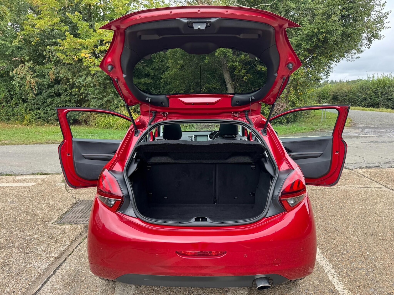 Used Peugeot 208 2016 for sale - 76360334: Photo 67