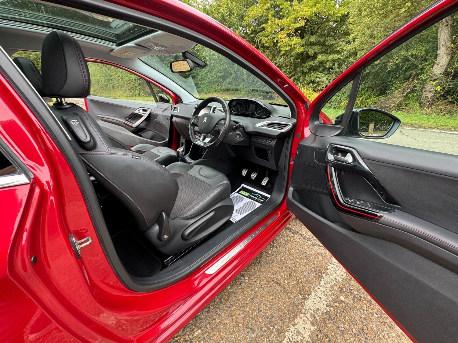 Used Peugeot 208 2016 for sale - 76360334: Photo 71