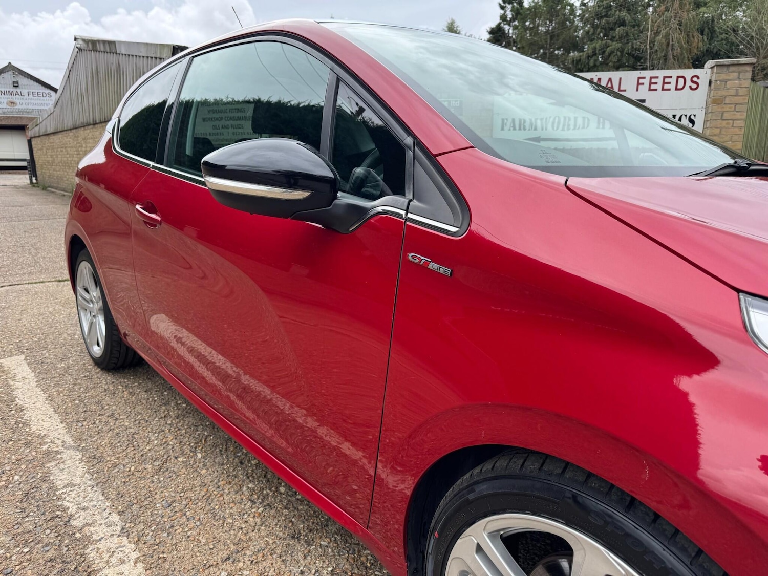 Used Peugeot 208 2016 for sale - 76360334: Photo 79