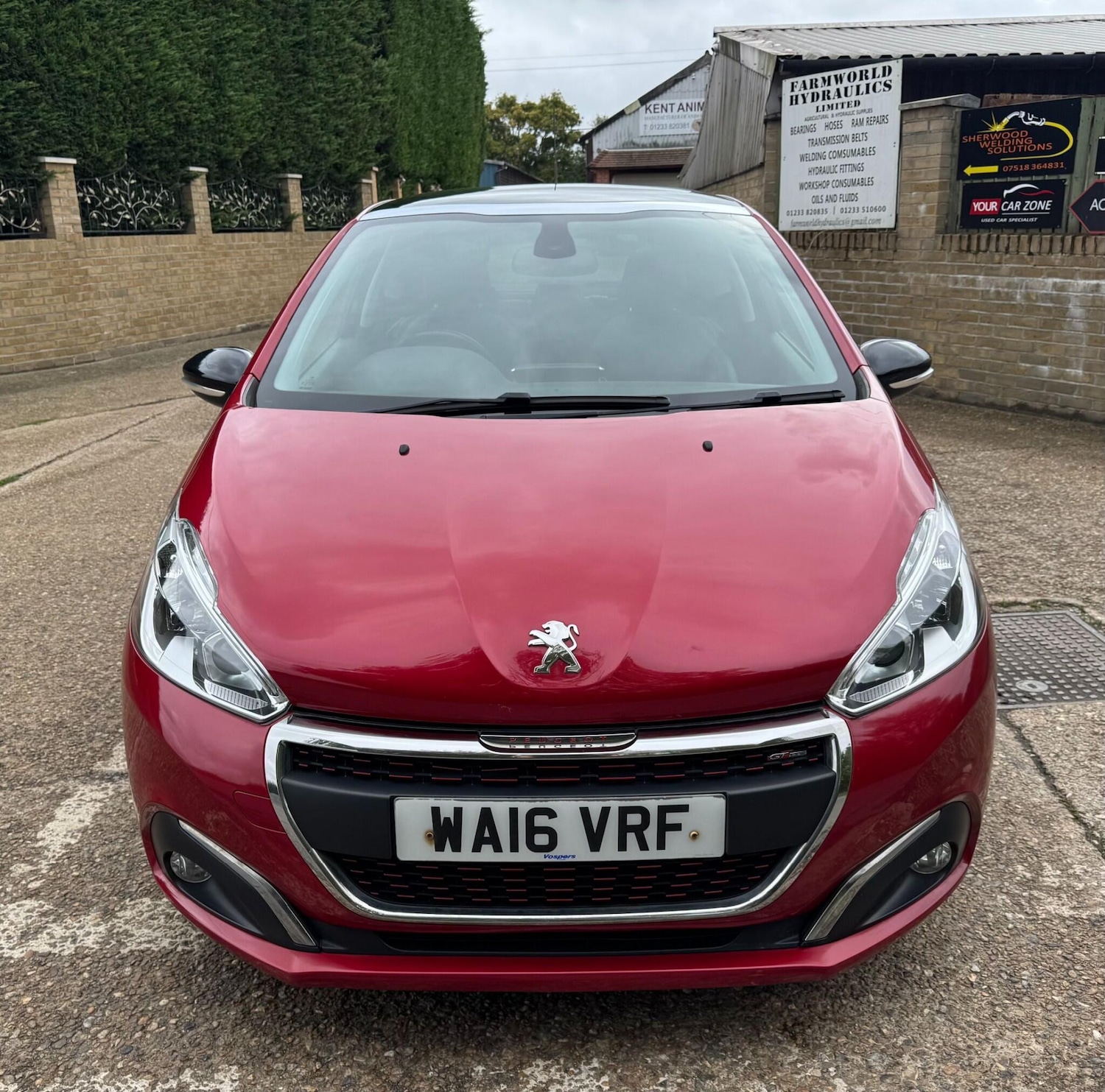 Used Peugeot 208 2016 for sale - 76360334: Photo 9
