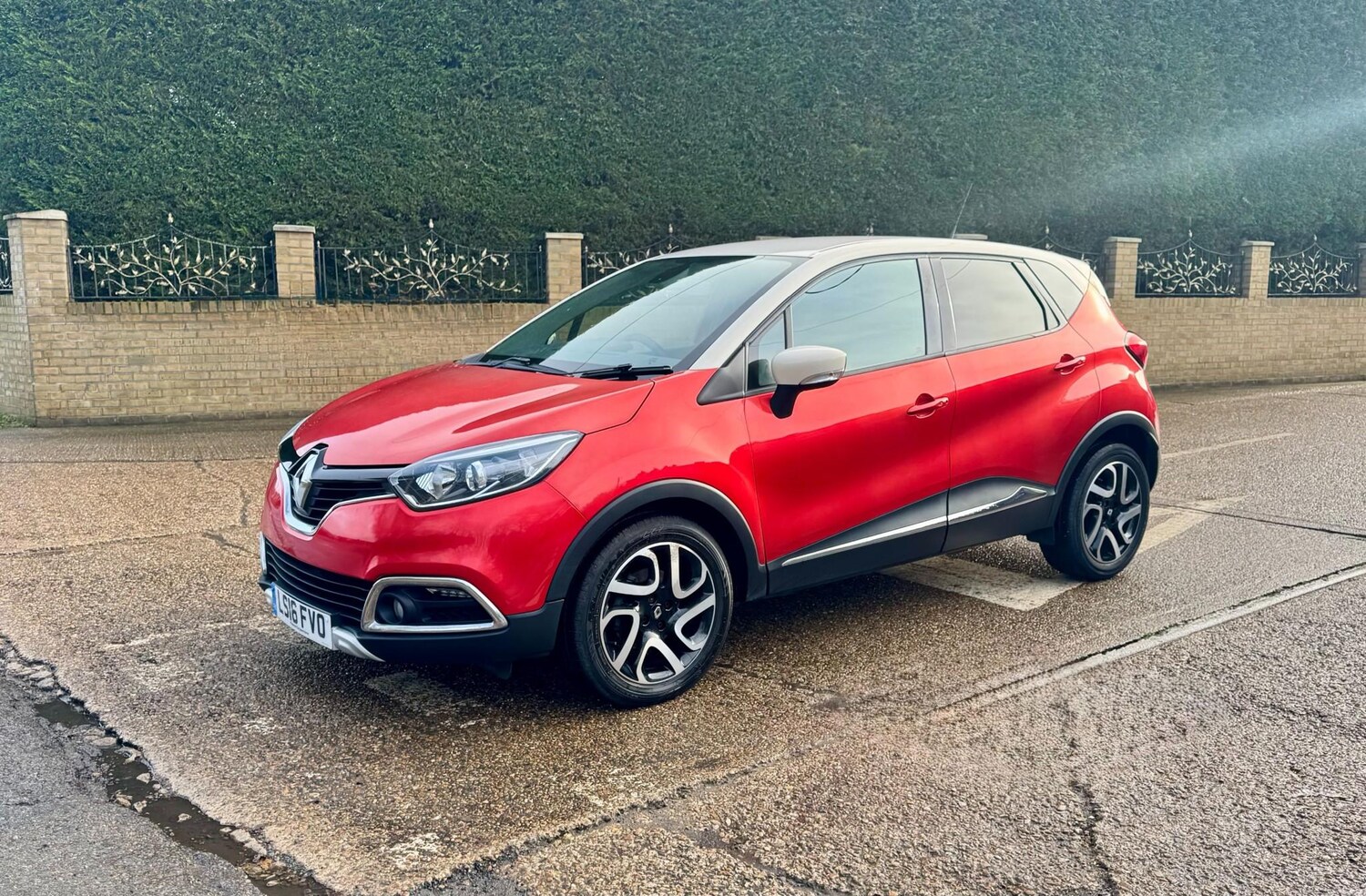 Used Renault Captur 2016 for sale - 77984120: Photo 24