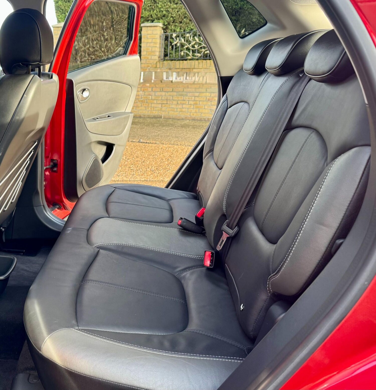 Used Renault Captur 2016 for sale - 77984120: Photo 64