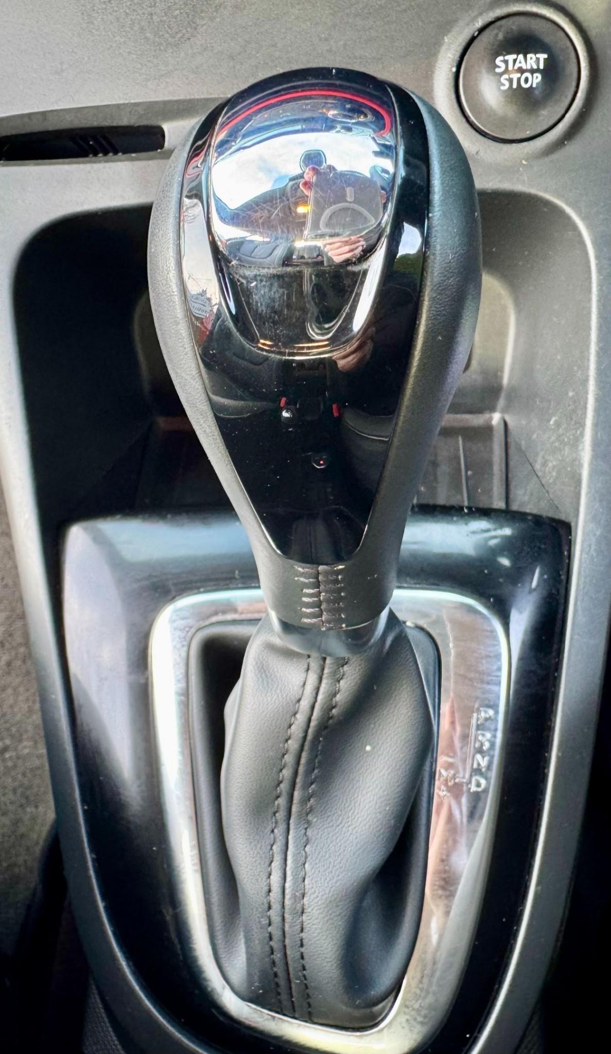 Used Renault Captur 2016 for sale - 77984120: Photo 90