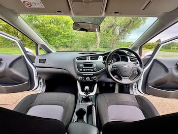 Used Kia Ceed 2014 for sale - 78412180: Photo