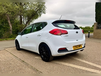 Used Kia Ceed 2014 for sale - 78412180: Photo