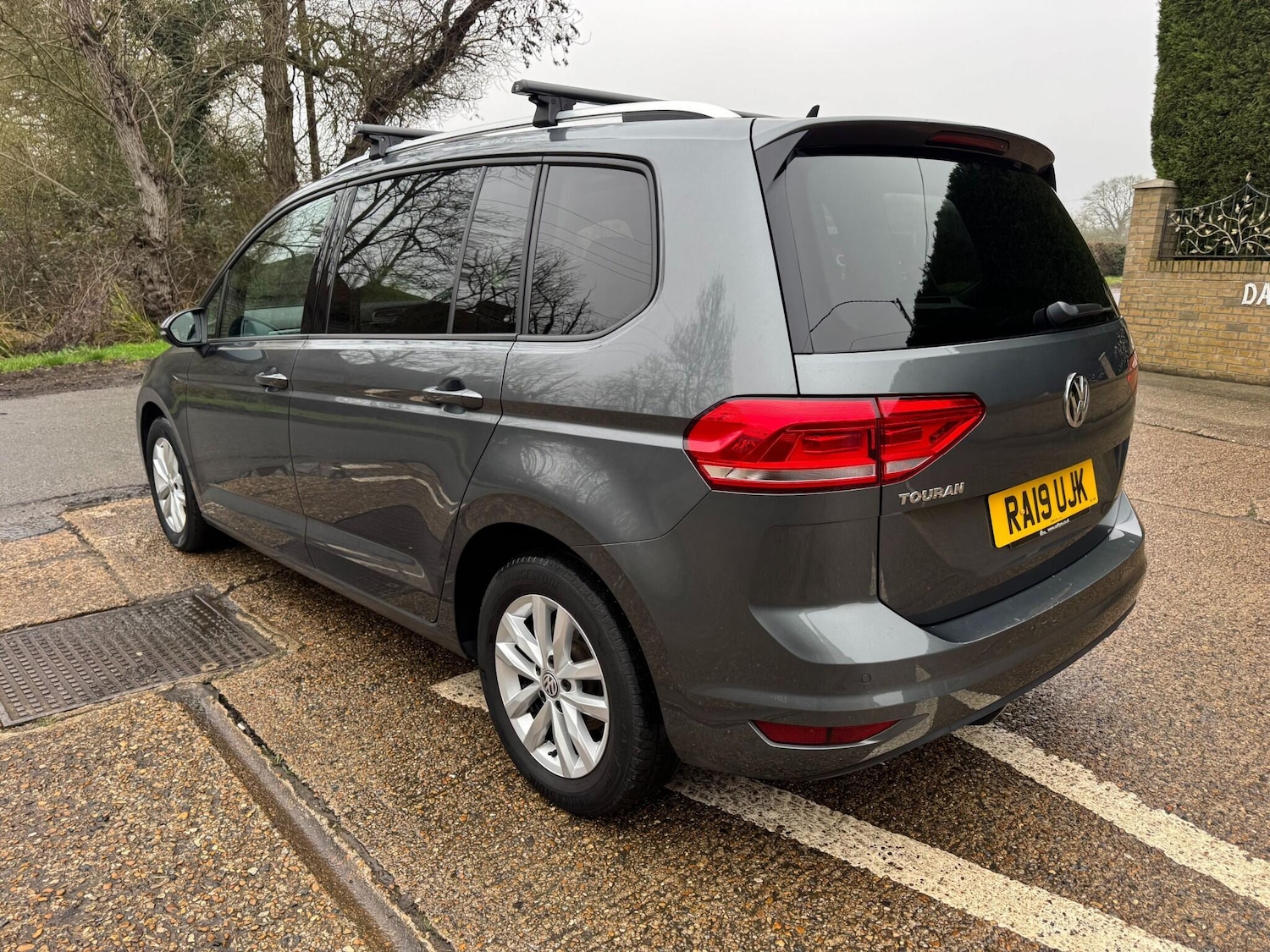 Used Volkswagen Touran for sale - 77808665: Photo 12