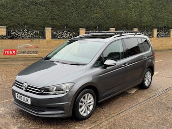 Used Volkswagen Touran 2019 for sale - 77808665: Photo