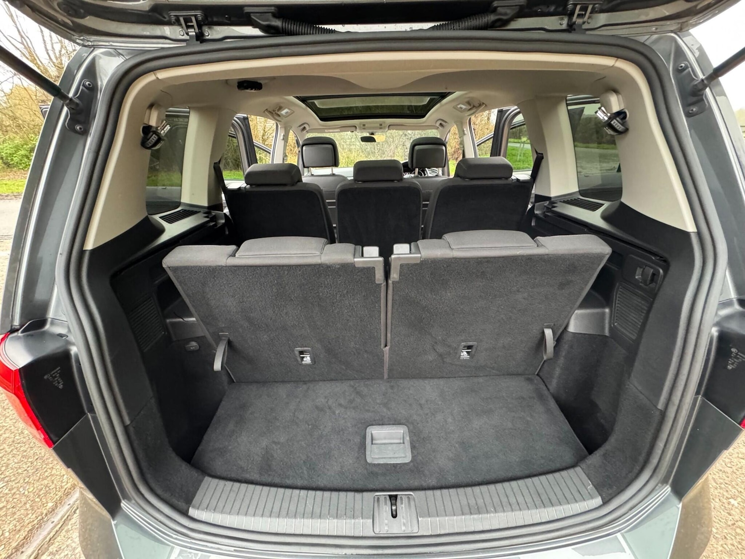 Used Volkswagen Touran for sale - 77808665: Photo 53