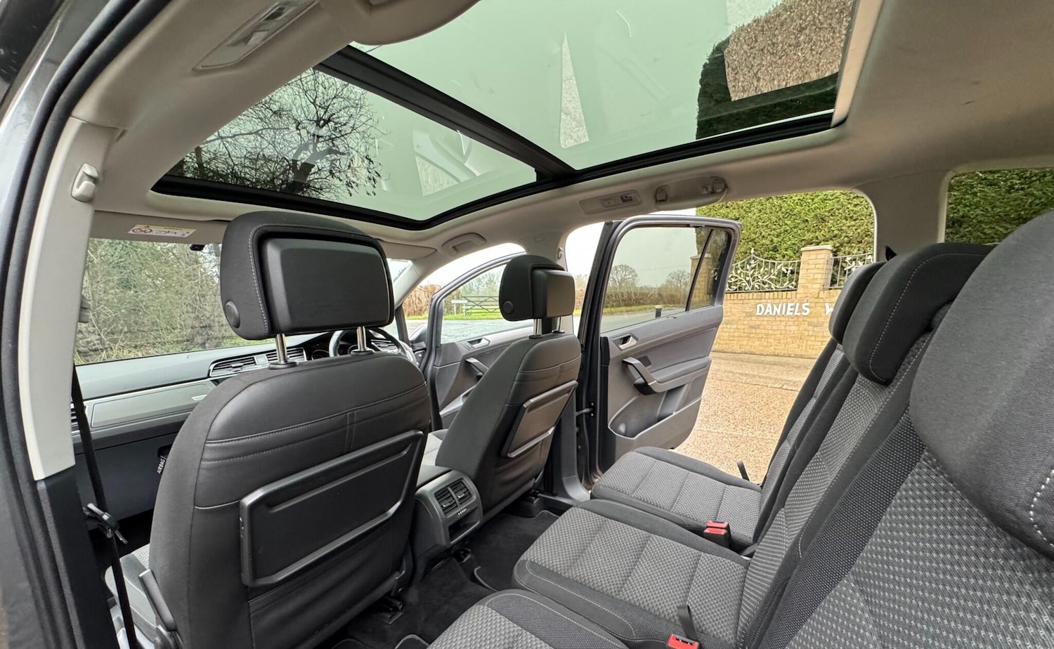 Used Volkswagen Touran for sale - 77808665: Photo 57