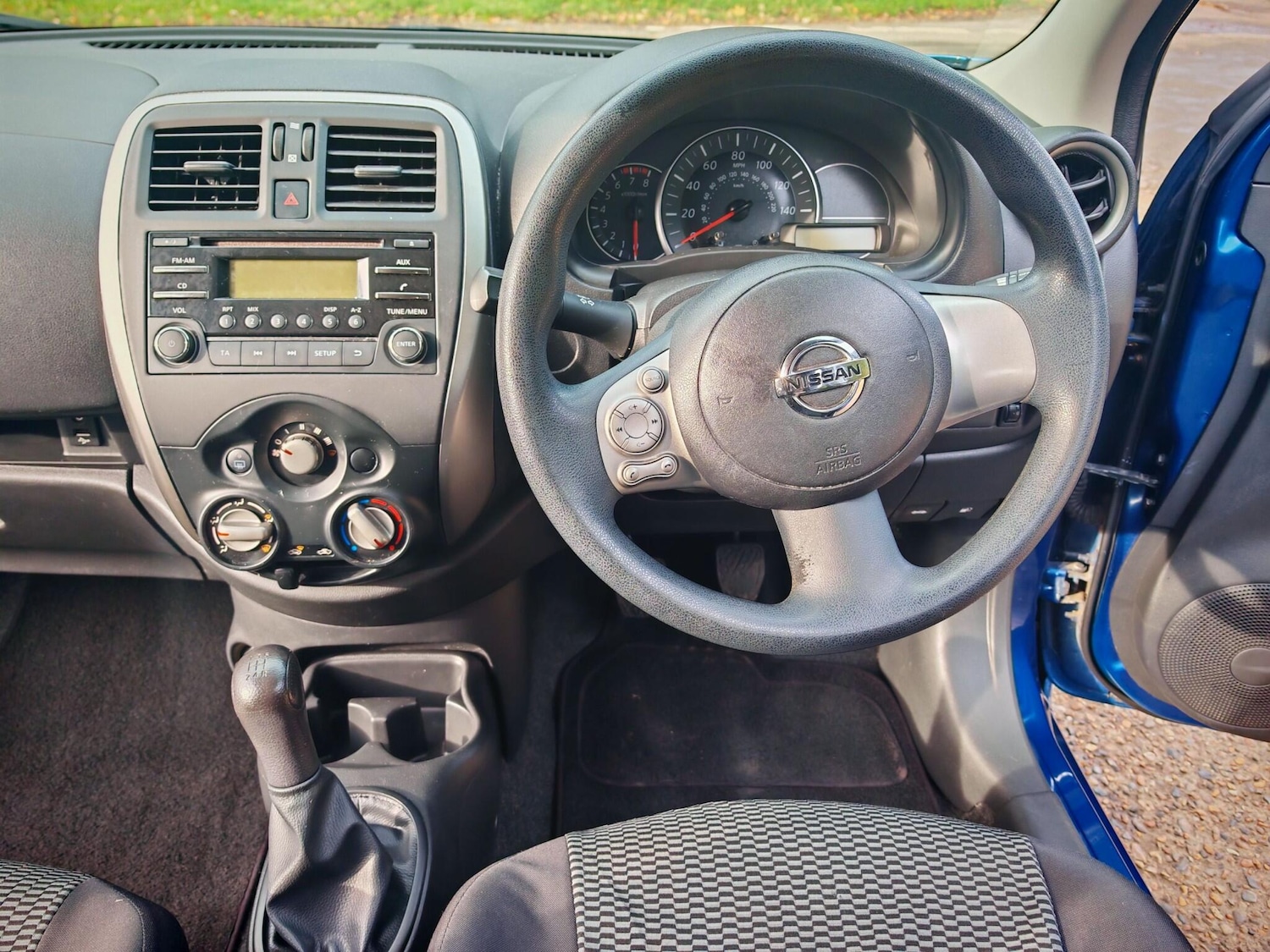 Used Nissan Micra 2015 for sale - 76572079: Photo 34