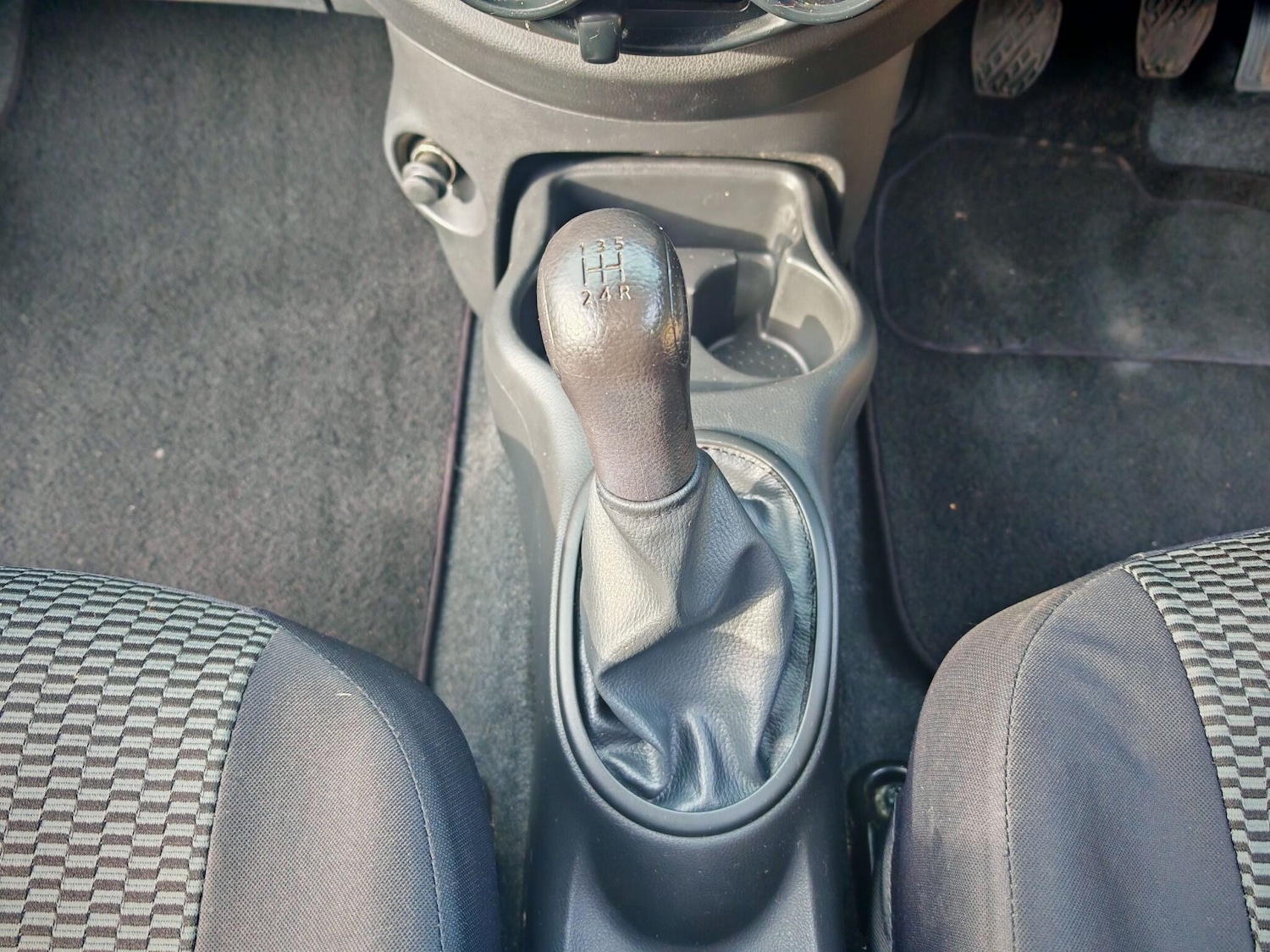 Used Nissan Micra 2015 for sale - 76572079: Photo 47