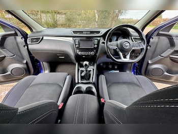 Used Nissan Qashqai 2017 for sale - 77909418: Photo