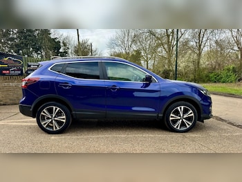 Used Nissan Qashqai 2017 for sale - 77909418: Photo