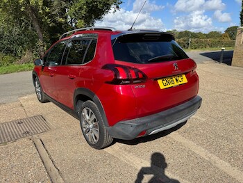 Used Peugeot 2008 2018 for sale - 76153038: Photo