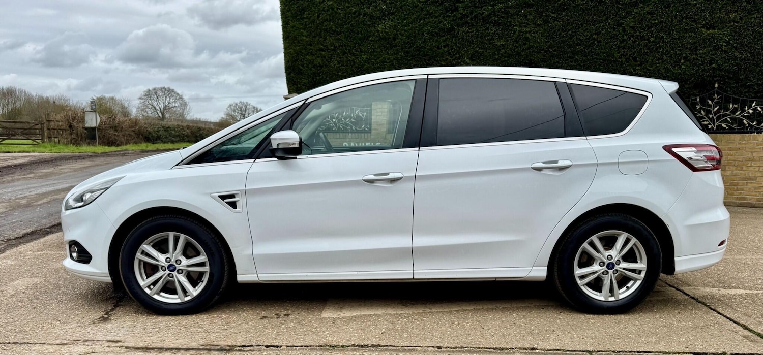 Used Ford S-Max 2017 for sale - 78073977: Photo 3