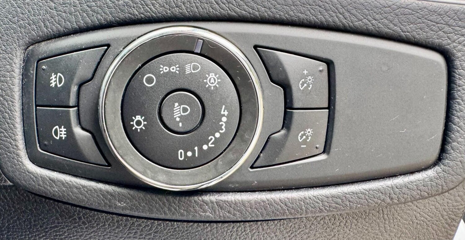 Used Ford S-Max 2017 for sale - 78073977: Photo 41