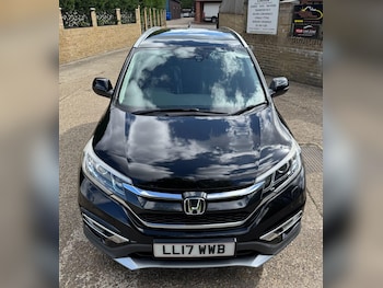 Used Honda CR-V 2017 for sale - 76152354: Photo