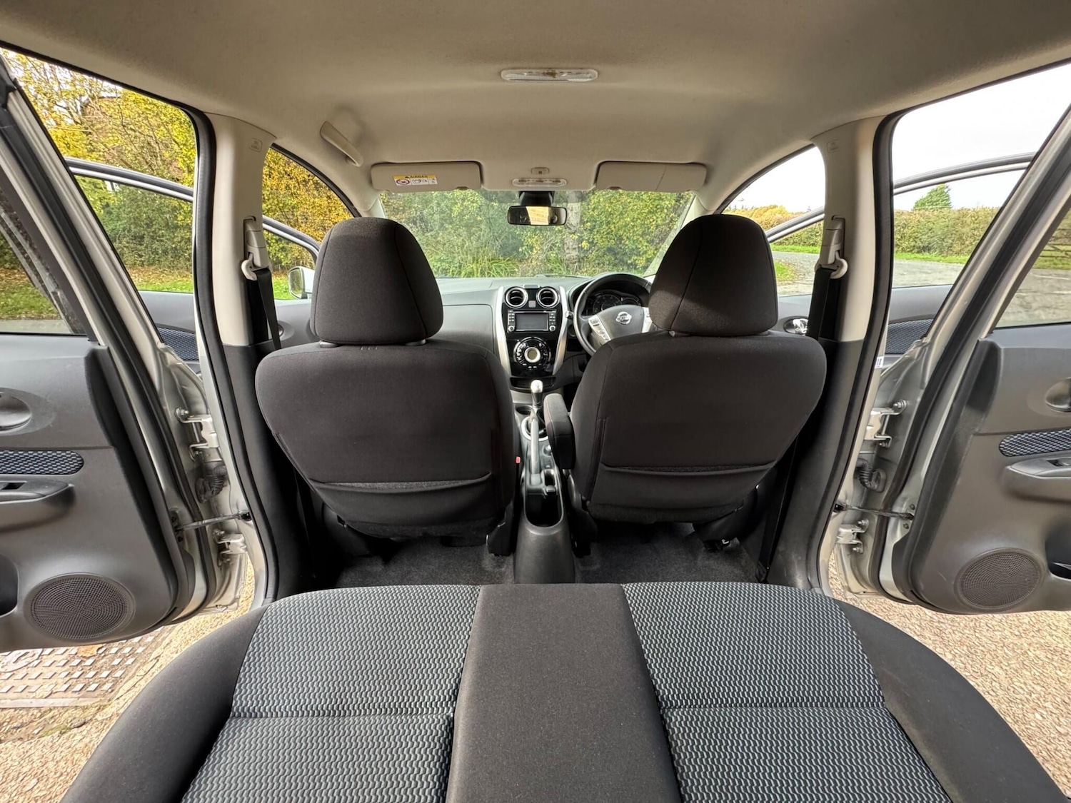 Used Nissan Note 2015 for sale - 76349526: Photo 46