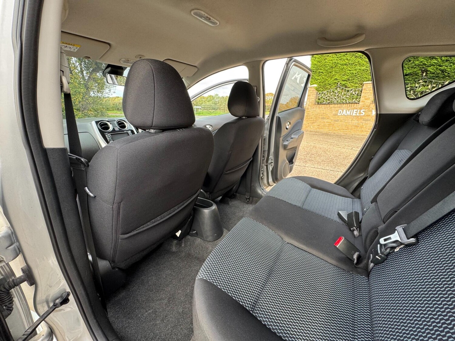 Used Nissan Note 2015 for sale - 76349526: Photo 58