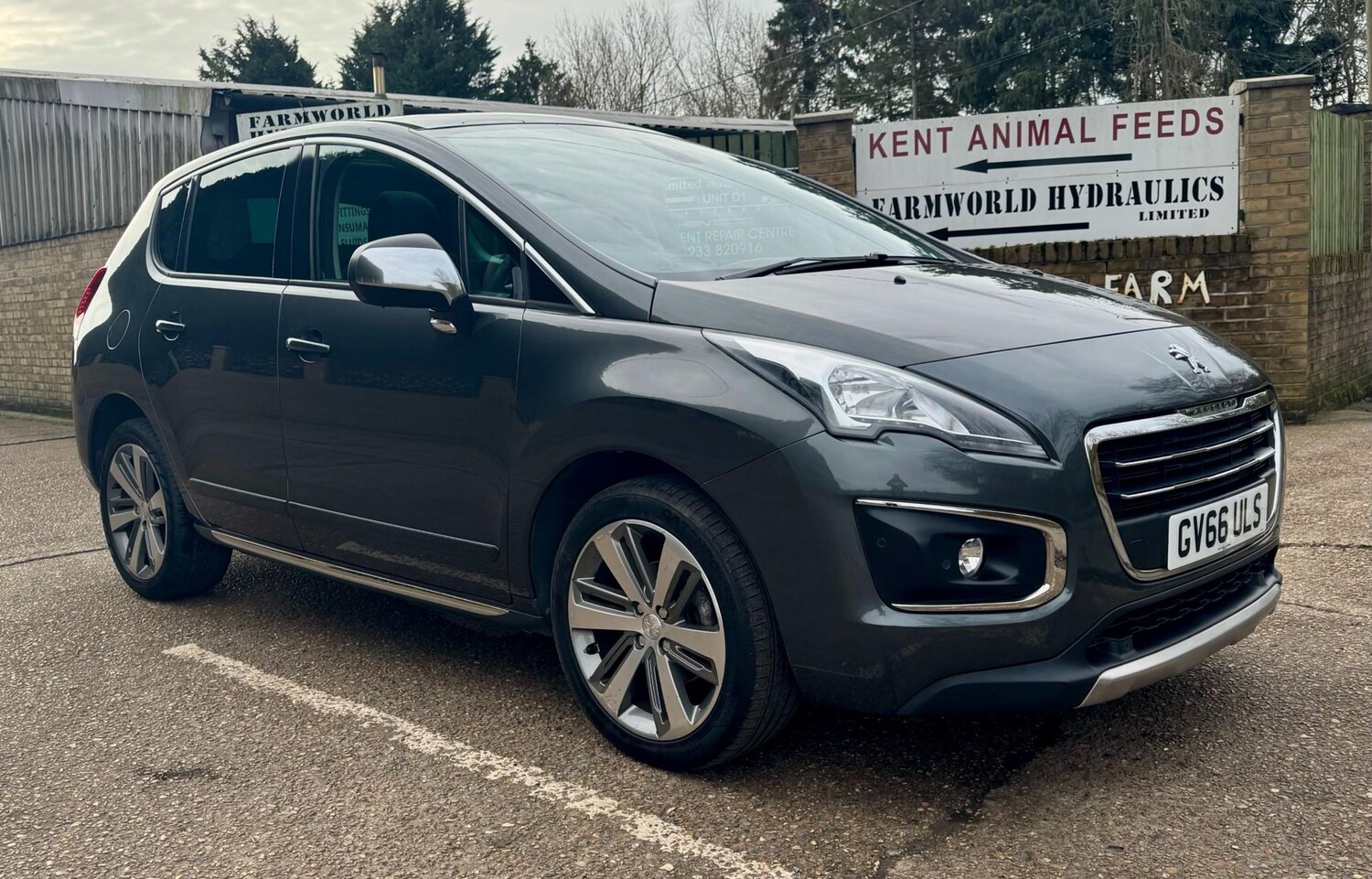 Used Peugeot 3008 2017 for sale - 77984104: Photo 4