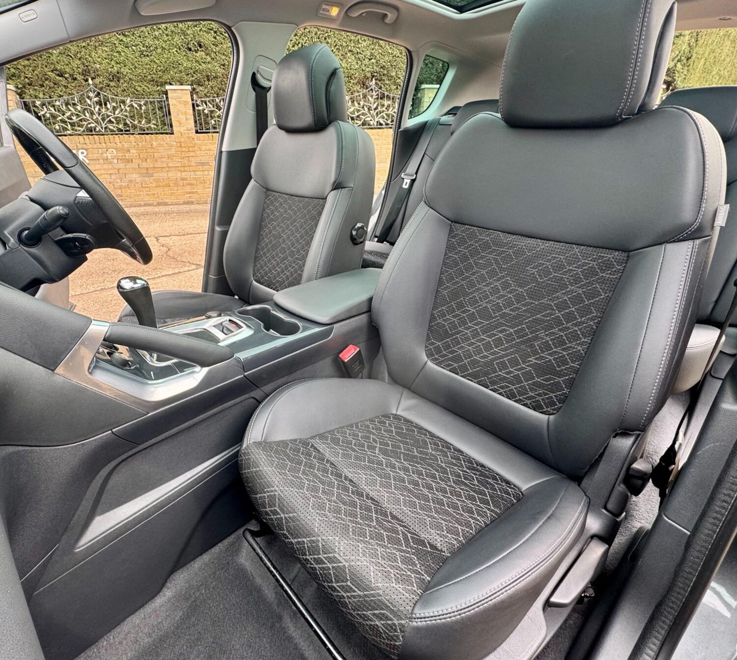 Used Peugeot 3008 2017 for sale - 77984104: Photo 70