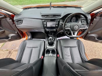 Used Nissan X-Trail 2017 for sale - 79751861: Photo