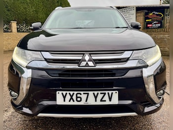 Used Mitsubishi Outlander 2017 for sale - 77267681: Photo