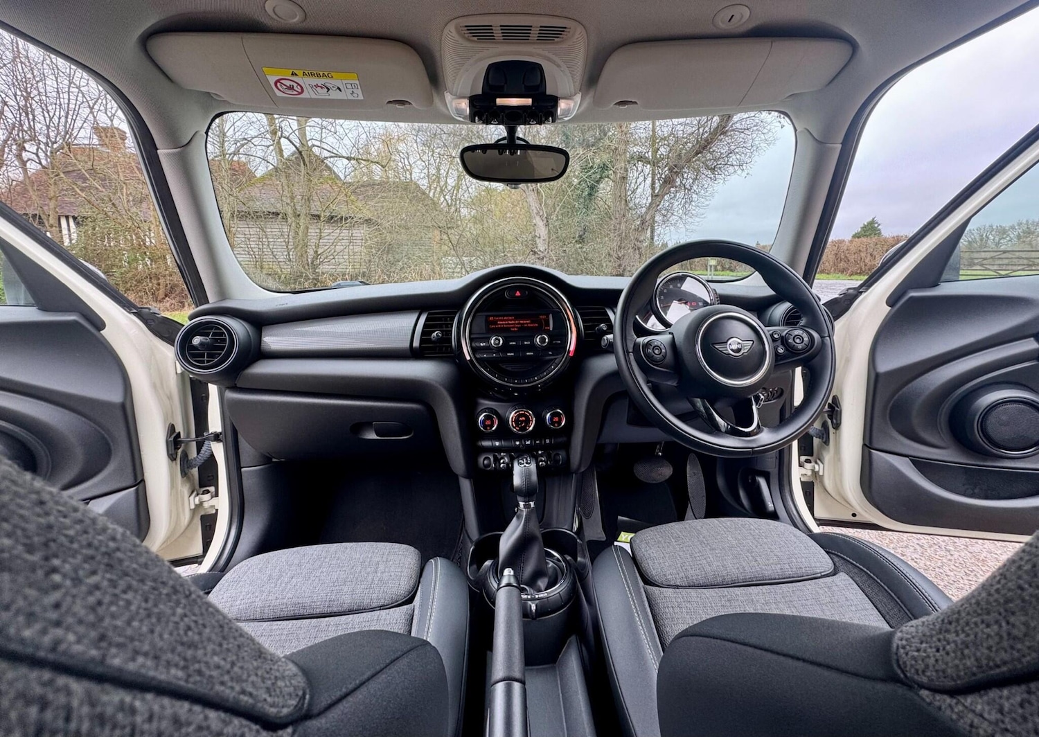 Used MINI Hatch 2015 for sale - 78008636: Photo 2