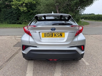 Used Toyota C-HR 2019 for sale - 78755373: Photo