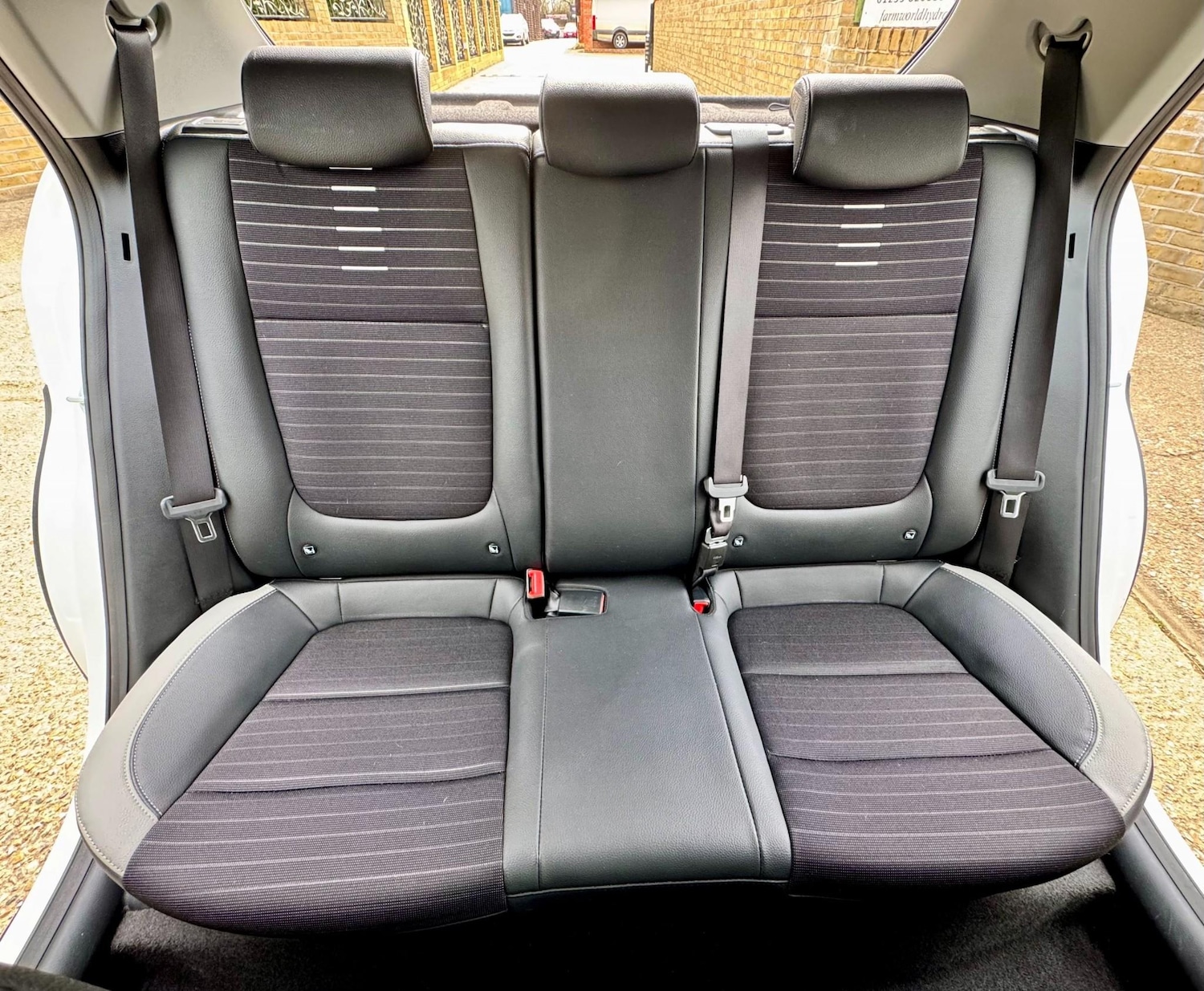 Used Kia Stonic 2019 for sale - 78002272: Photo 15