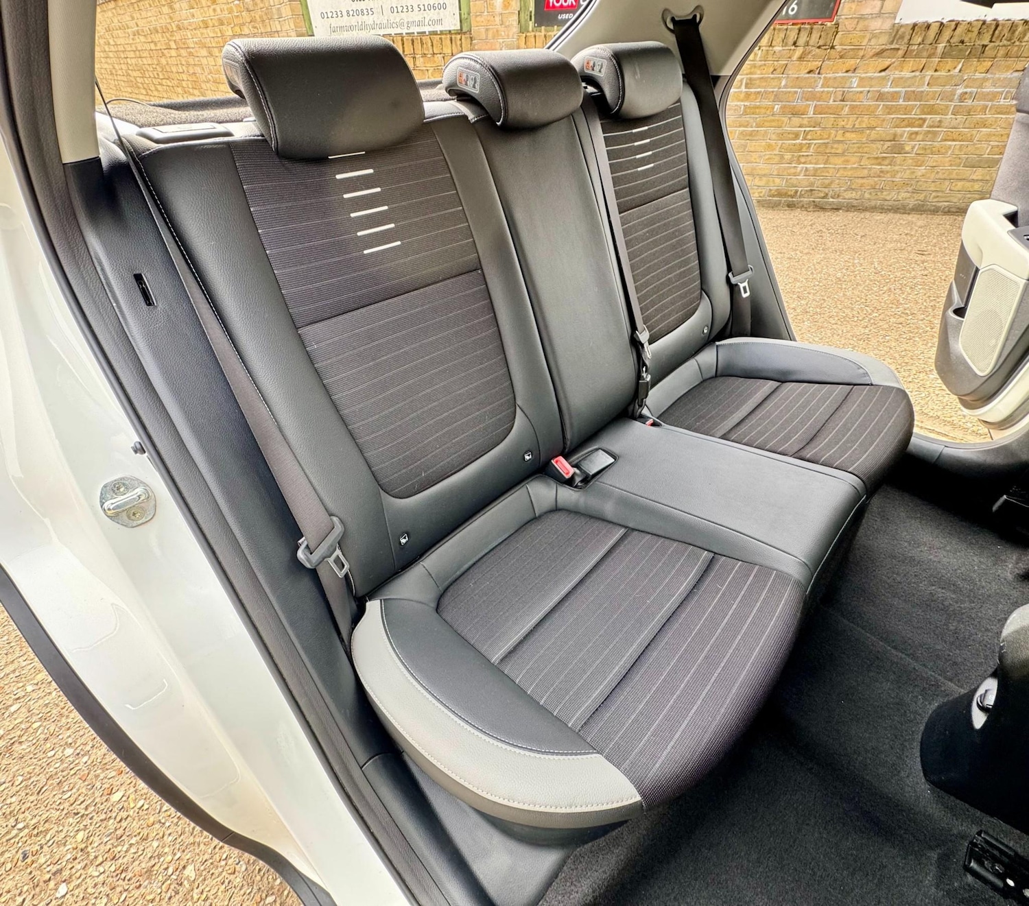 Used Kia Stonic 2019 for sale - 78002272: Photo 50