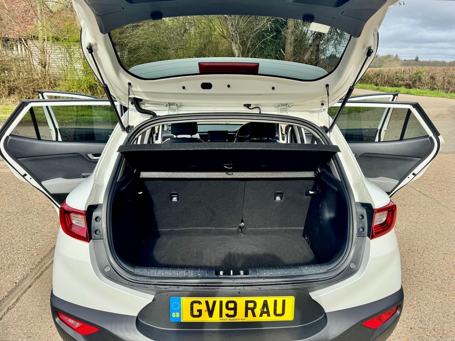 Used Kia Stonic 2019 for sale - 78002272: Photo 54