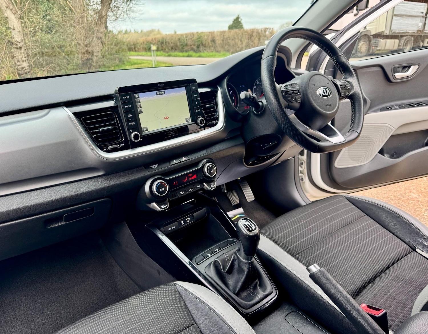 Used Kia Stonic 2019 for sale - 78002272: Photo 84