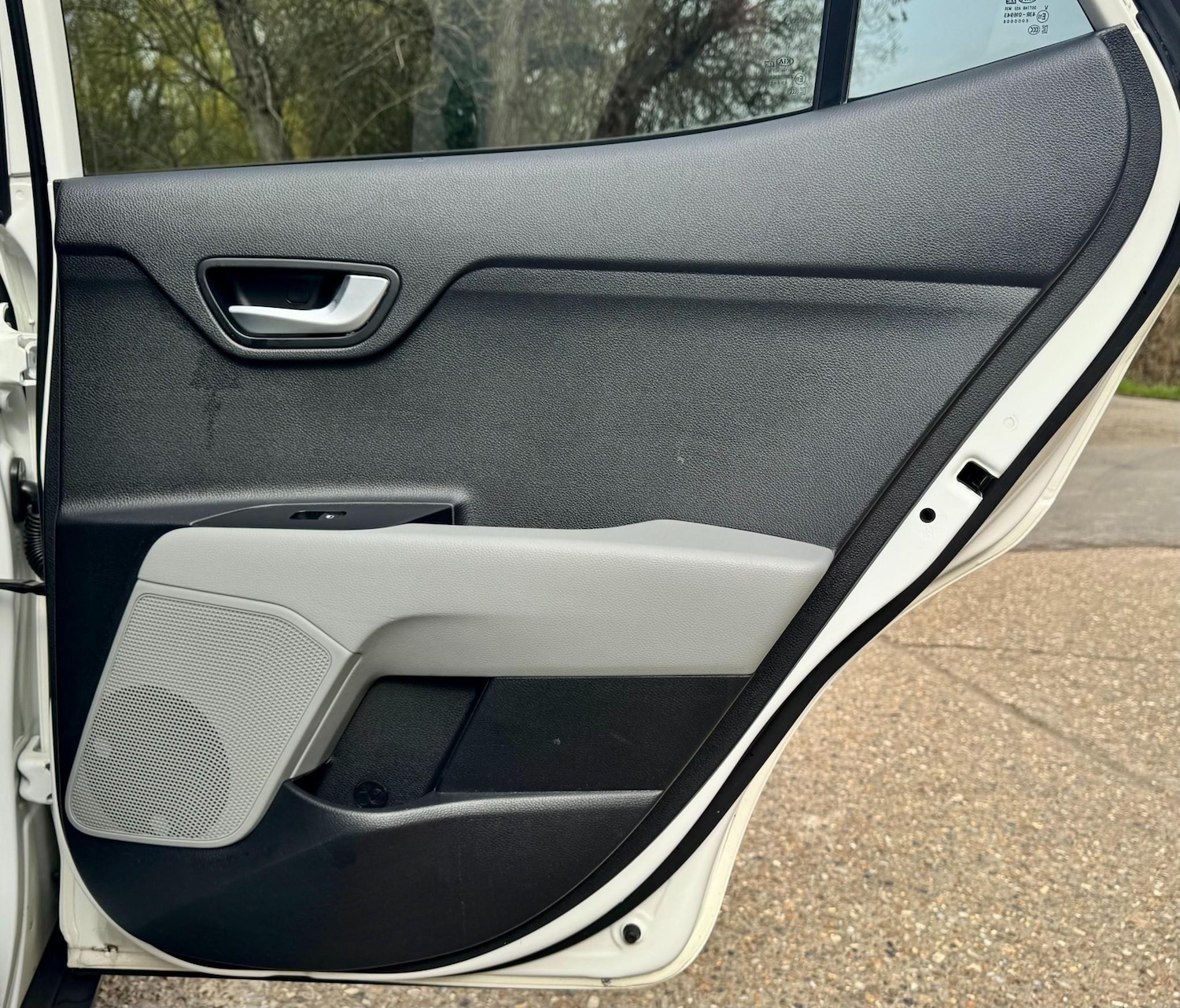 Used Kia Stonic 2019 for sale - 78002272: Photo 90