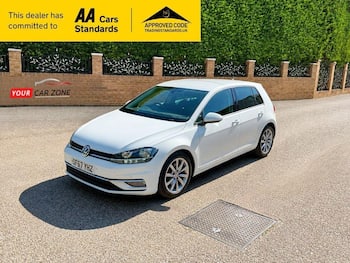 Used Volkswagen Golf 2018 for sale - 79685338: Photo