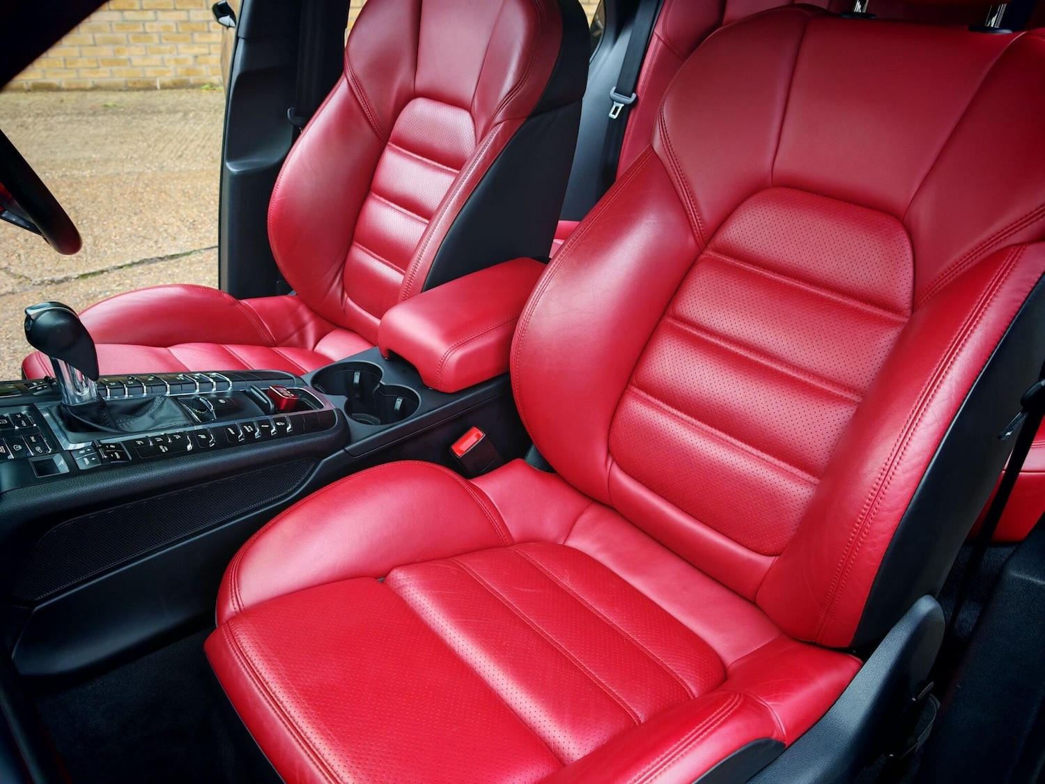 Used Porsche Macan 2015 for sale - 76742728: Photo 24