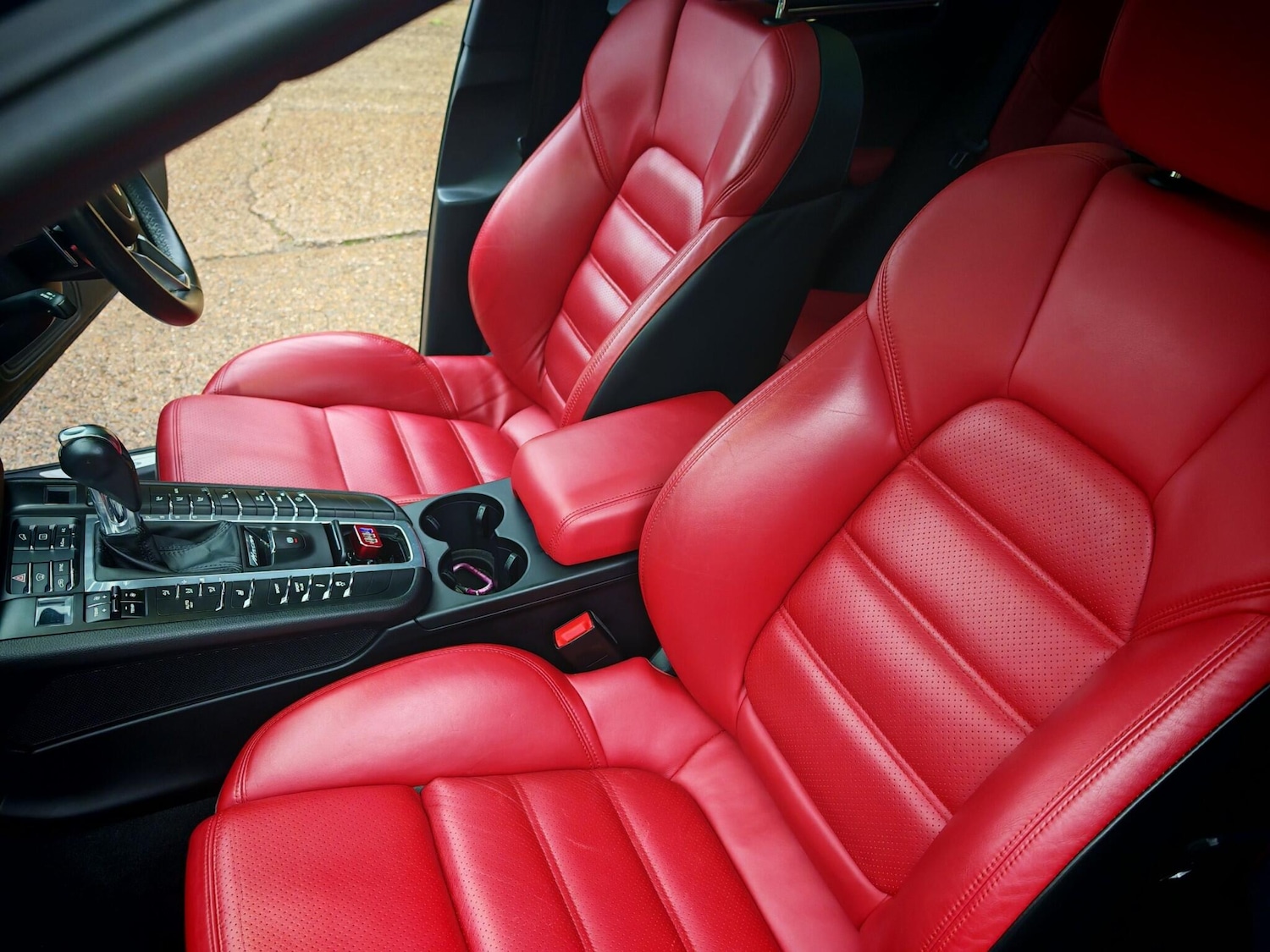 Used Porsche Macan 2015 for sale - 76742728: Photo 26