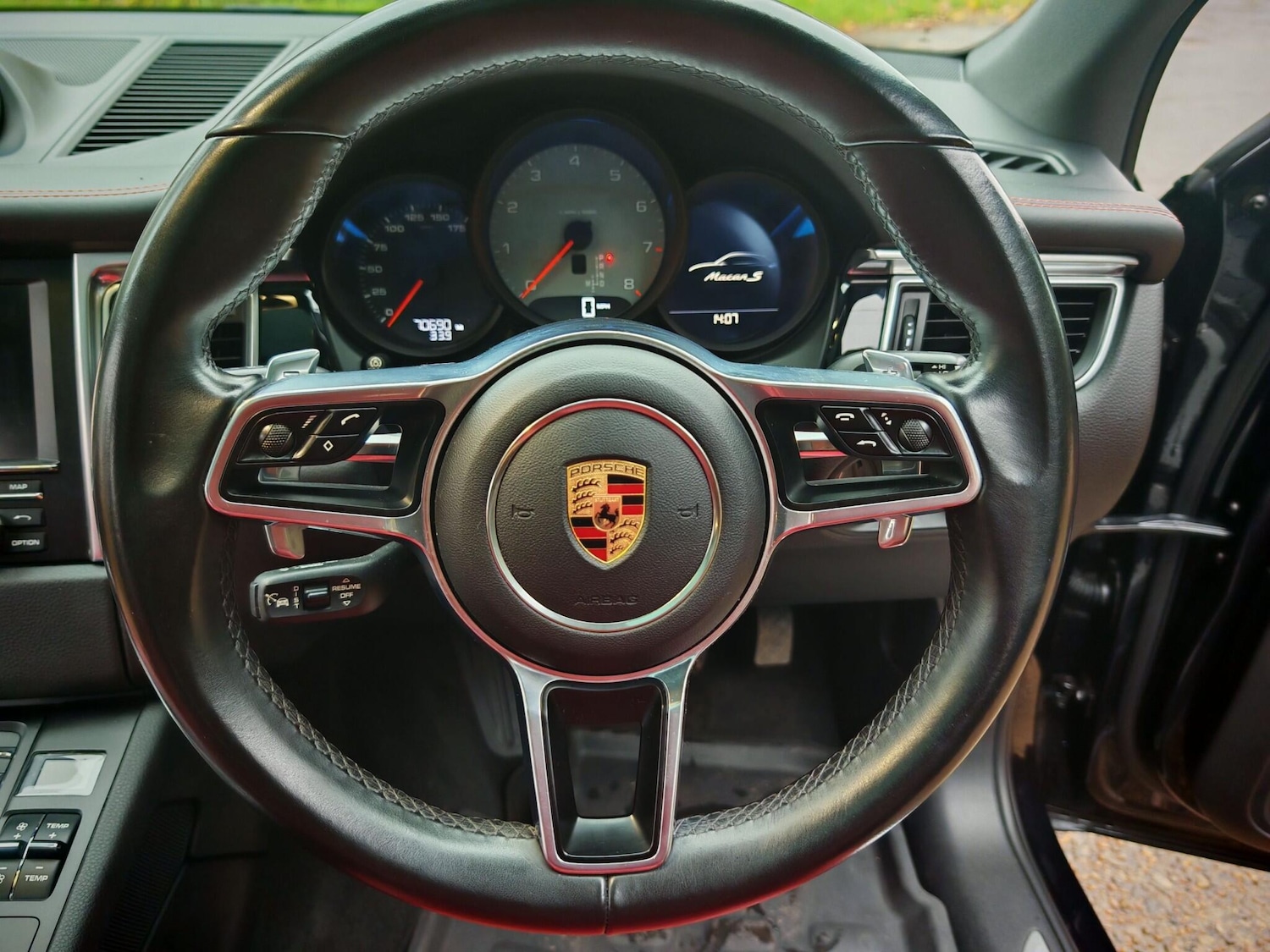 Used Porsche Macan 2015 for sale - 76742728: Photo 41