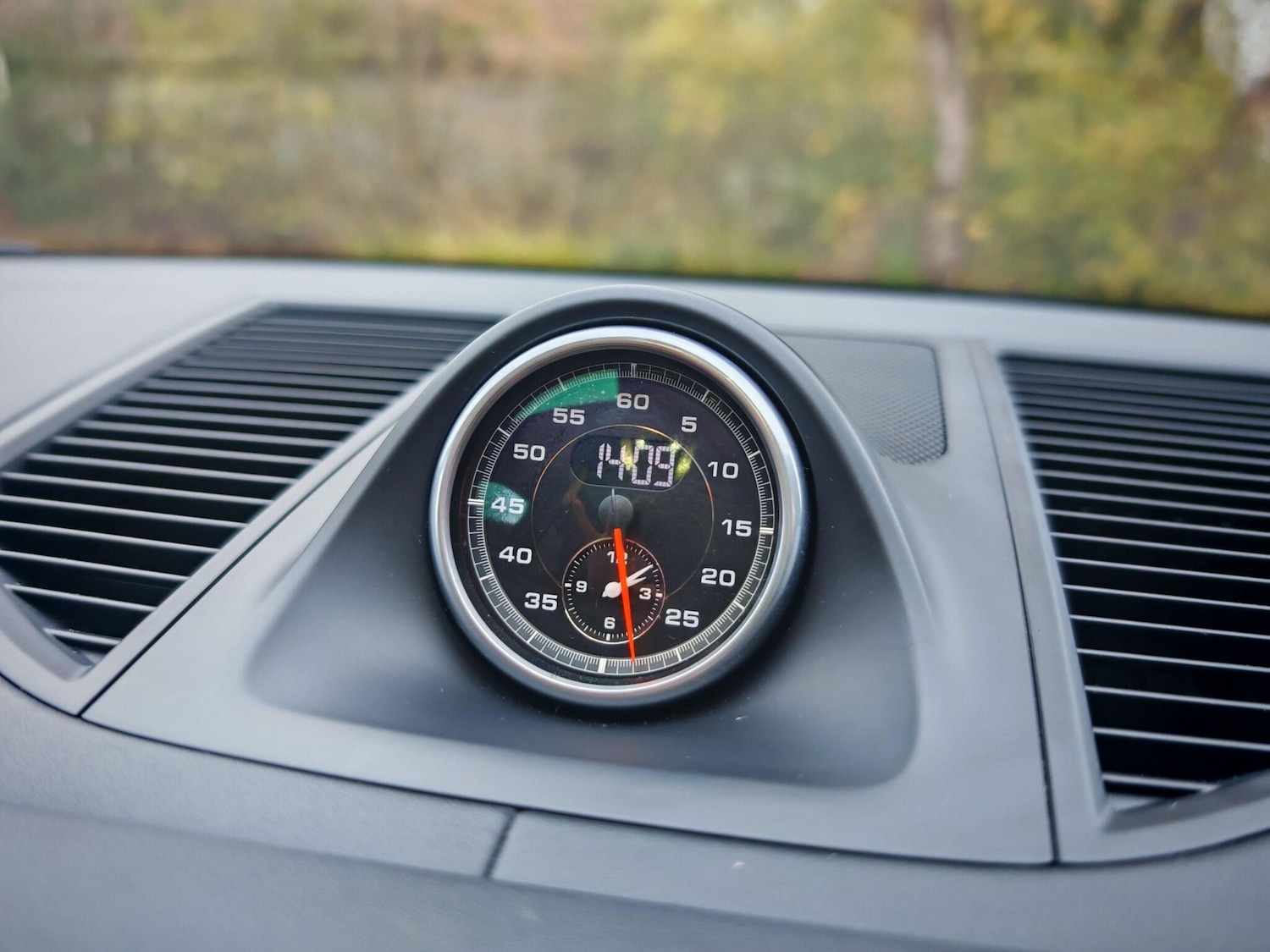 Used Porsche Macan 2015 for sale - 76742728: Photo 45