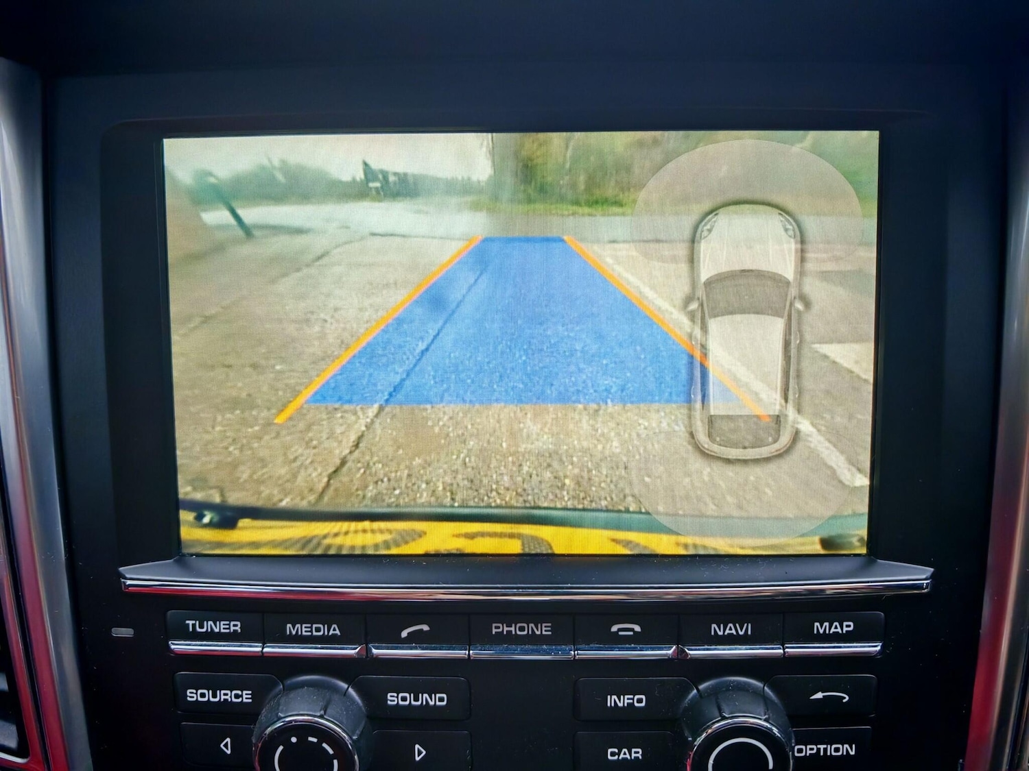 Used Porsche Macan 2015 for sale - 76742728: Photo 49