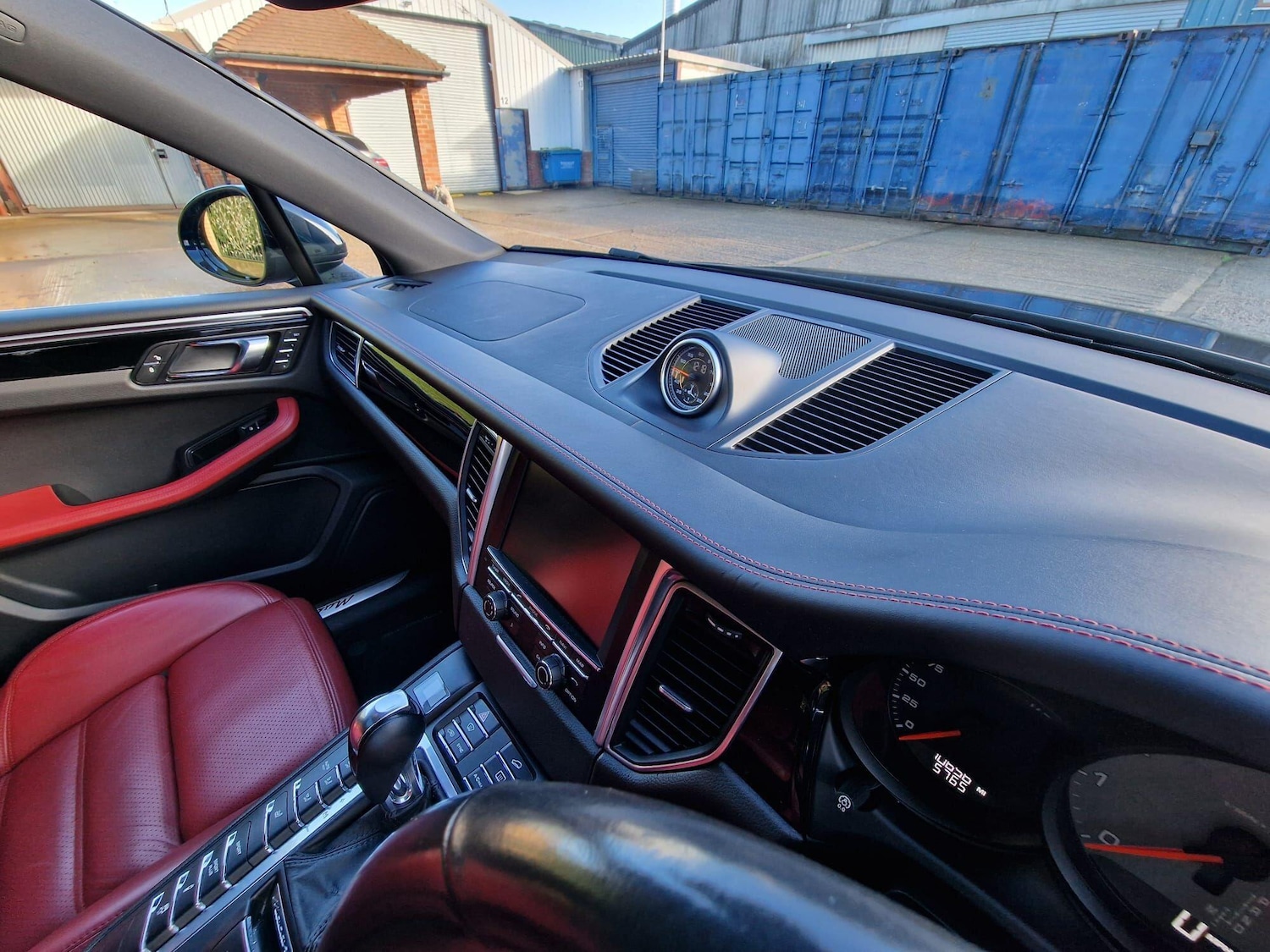 Used Porsche Macan 2015 for sale - 76742728: Photo 77