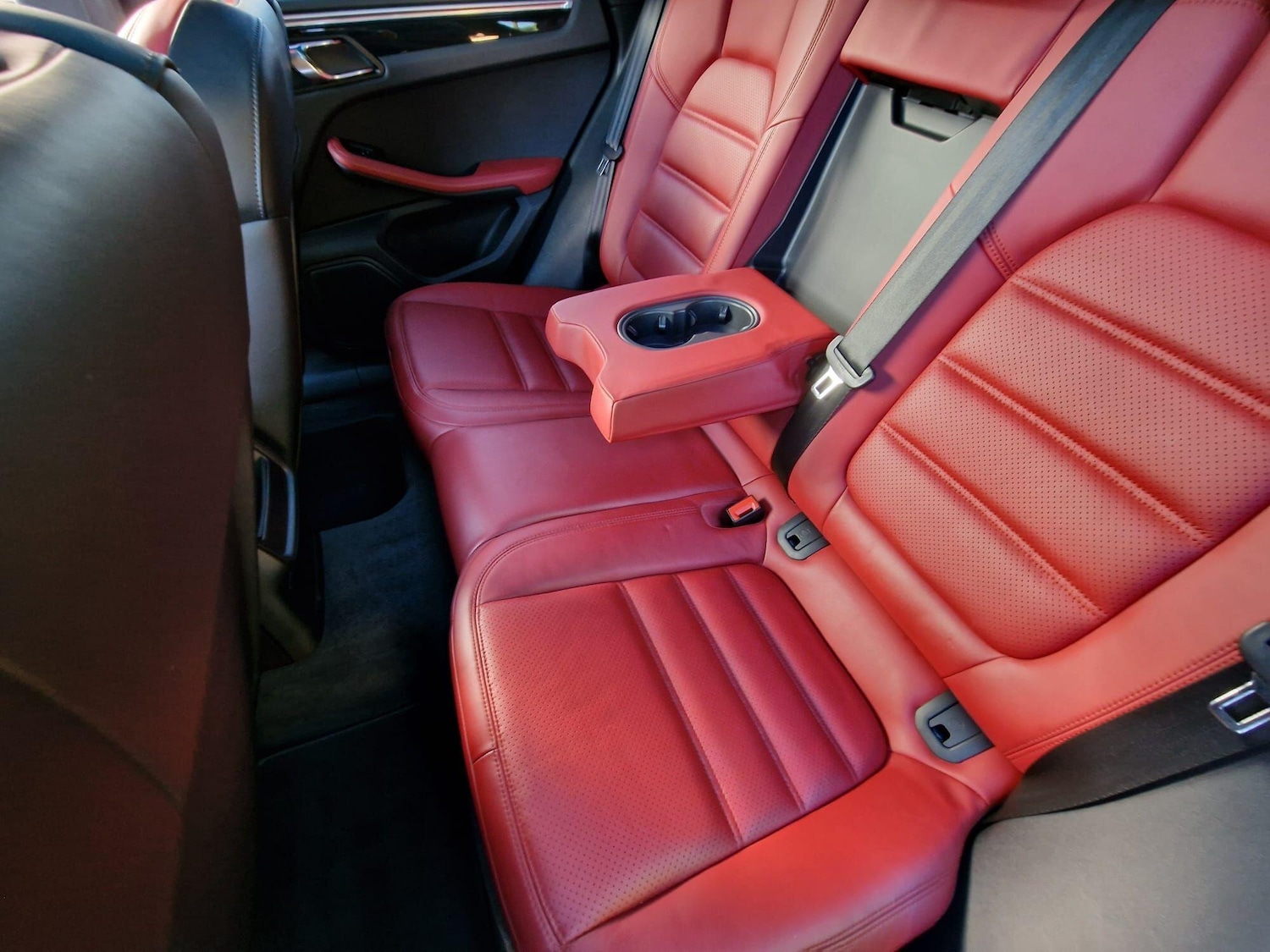 Used Porsche Macan 2015 for sale - 76742728: Photo 79