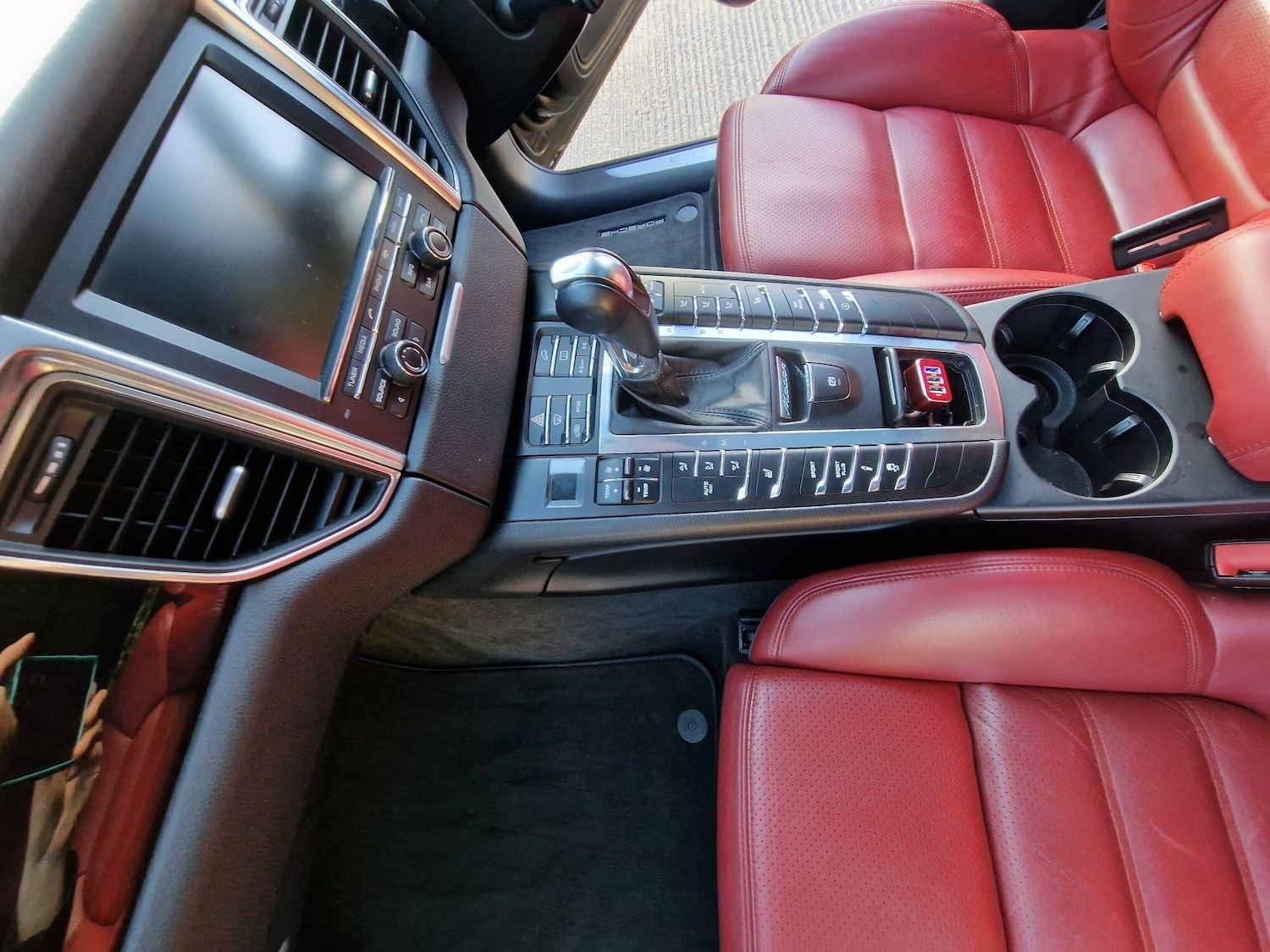 Used Porsche Macan 2015 for sale - 76742728: Photo 85