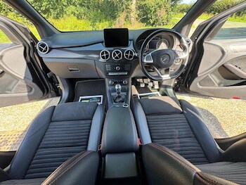 Used Mercedes-Benz B-Class 2017 for sale - 76152045: Photo