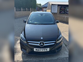 Used Mercedes-Benz B-Class 2017 for sale - 76152045: Photo