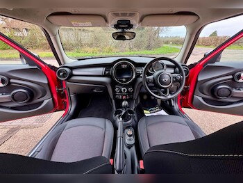 Used MINI Hatch 2019 for sale - 77807788: Photo