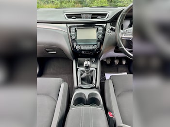 Used Nissan Qashqai 2018 for sale - 78886401: Photo