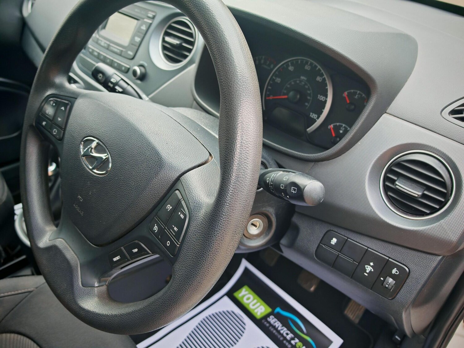 Used Hyundai i10 2017 for sale - 76315221: Photo 31