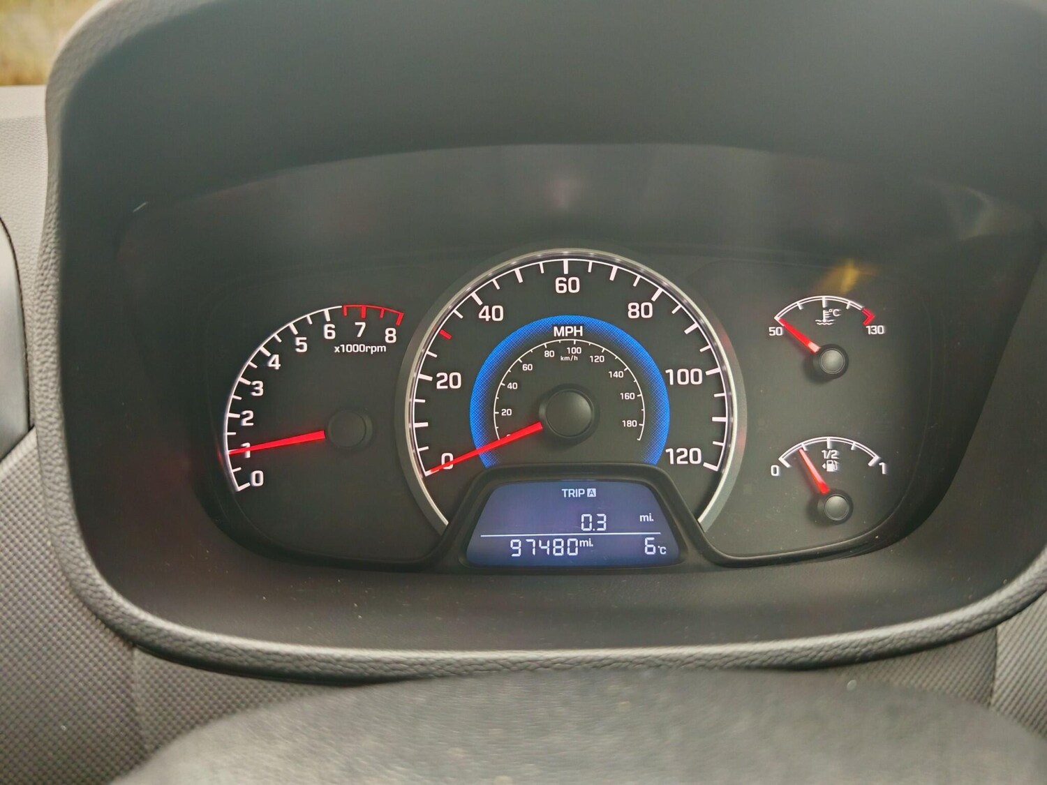 Used Hyundai i10 2017 for sale - 76315221: Photo 61